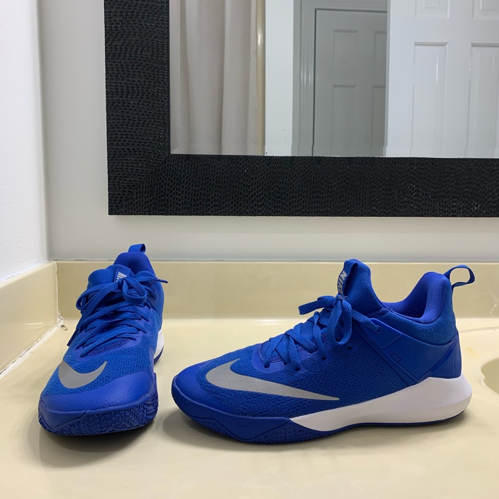 Blue nike basketball shoes Men size 10